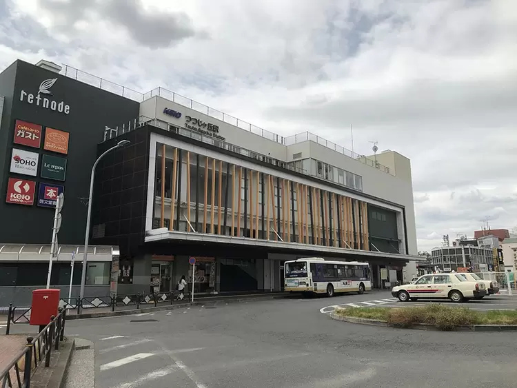 つつじケ丘駅周辺の様子