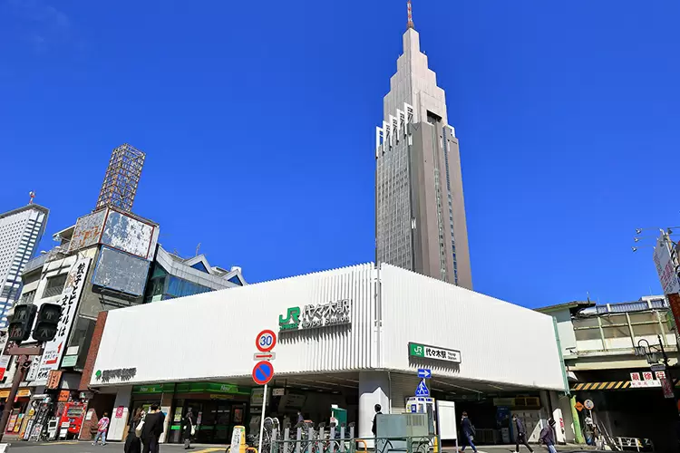 代々木駅周辺の様子
