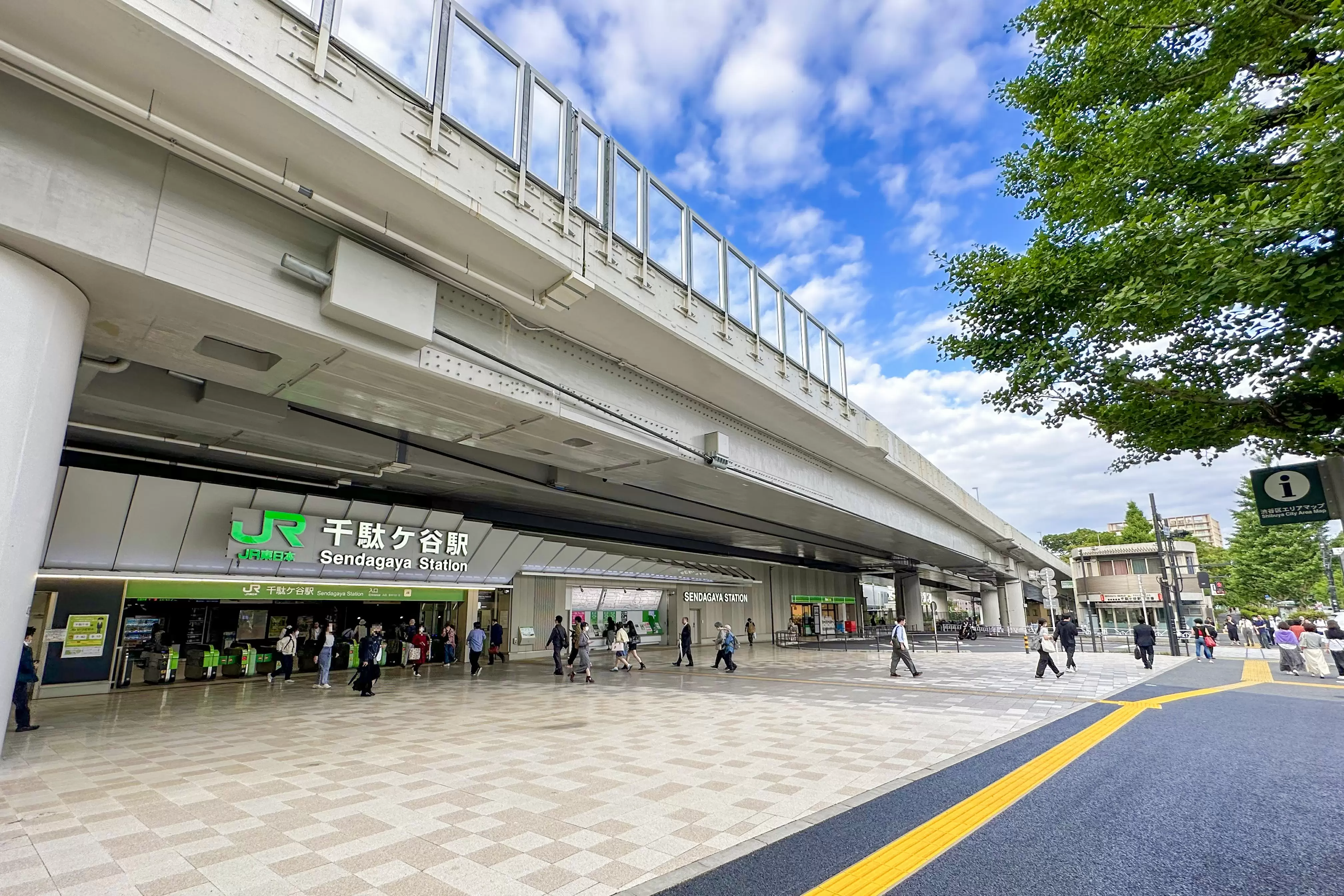 千駄ケ谷駅周辺の様子