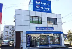 〈新規オープンした加古川店〉